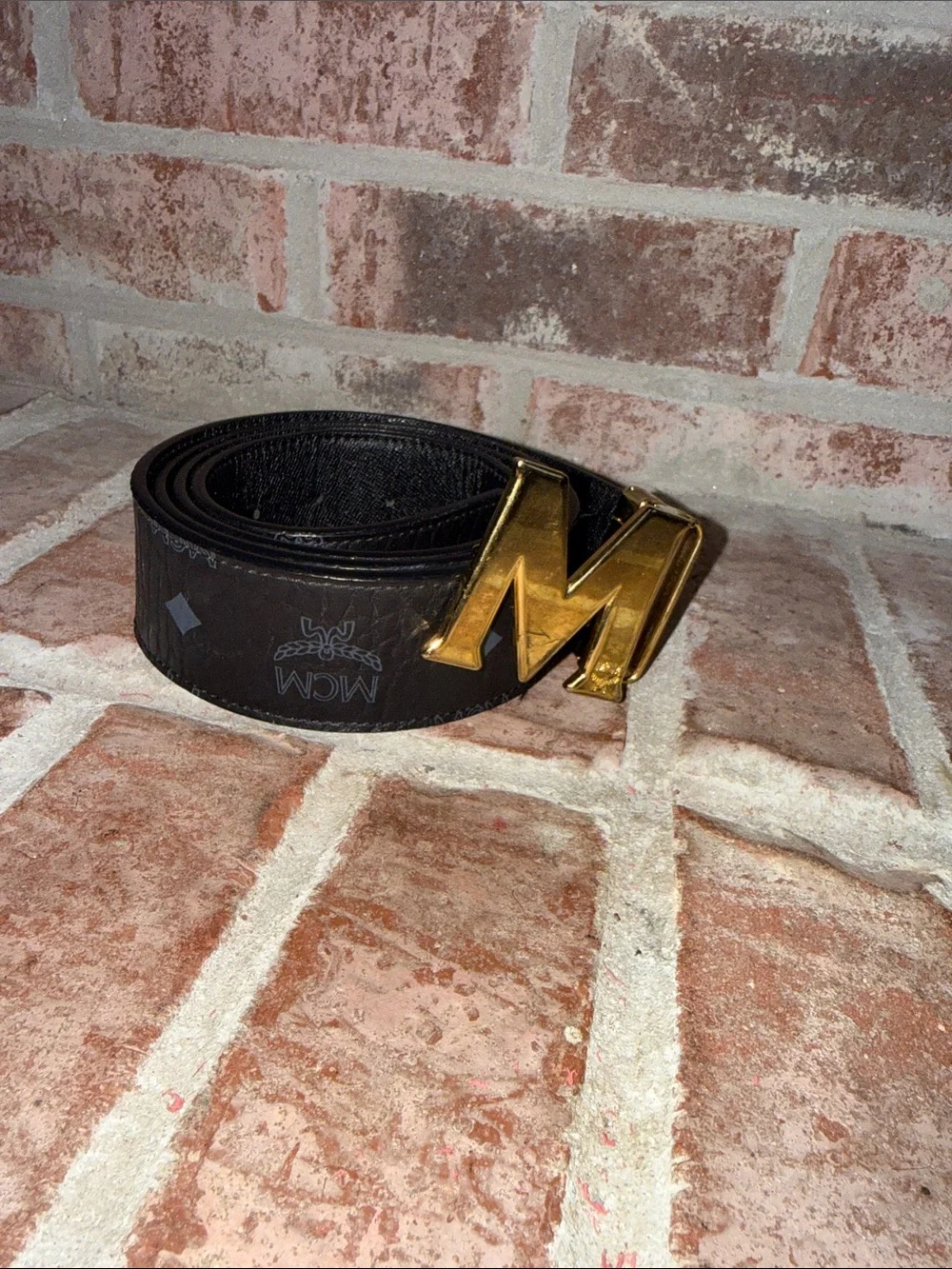 Mens MCM Black Leather Belt with Gold M Buckle size 50/125